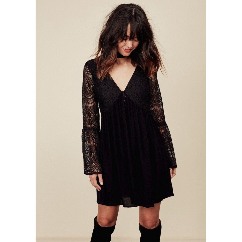 Lovestitch Moonchild Black Lace Bell Sleeve Mini Dress NWT Boho Whimsigoth M